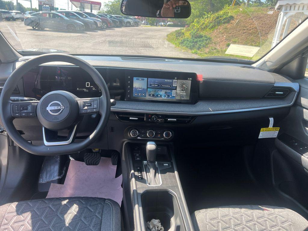 new 2025 Nissan Kicks car, priced at $26,865