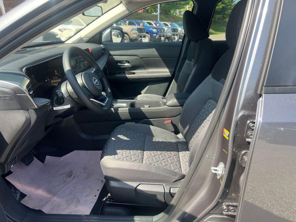 new 2025 Nissan Kicks car, priced at $26,865