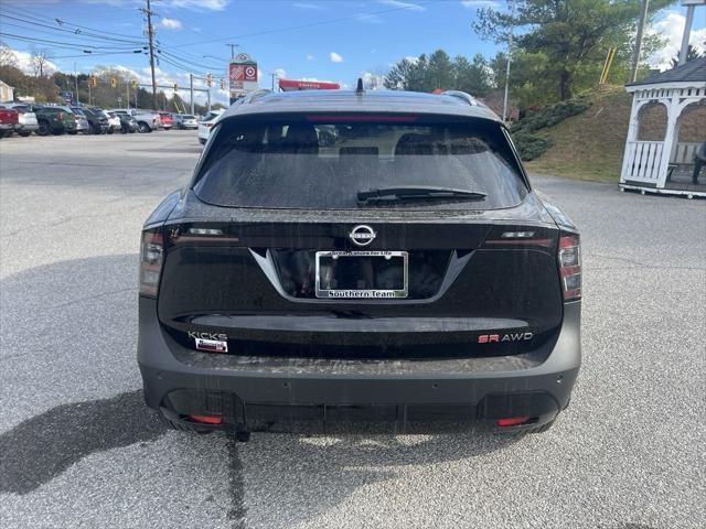 new 2025 Nissan Kicks car, priced at $30,009