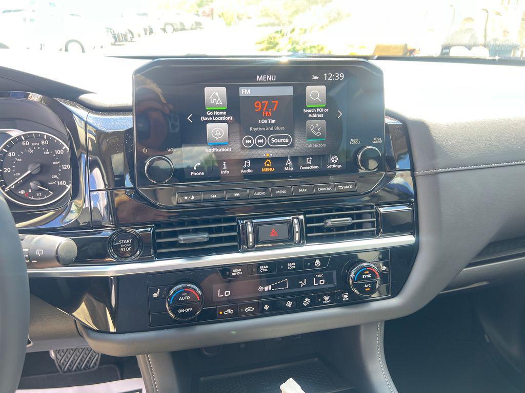 new 2025 Nissan Pathfinder car, priced at $46,145