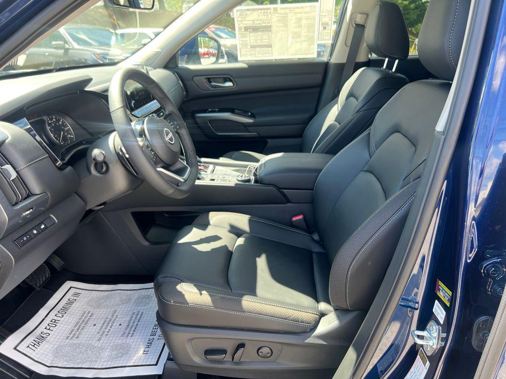 new 2025 Nissan Pathfinder car, priced at $46,145