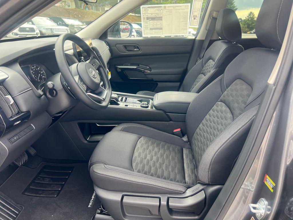 new 2025 Nissan Pathfinder car, priced at $37,162