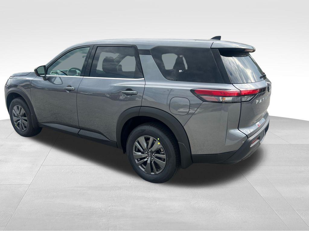 new 2025 Nissan Pathfinder car, priced at $37,162