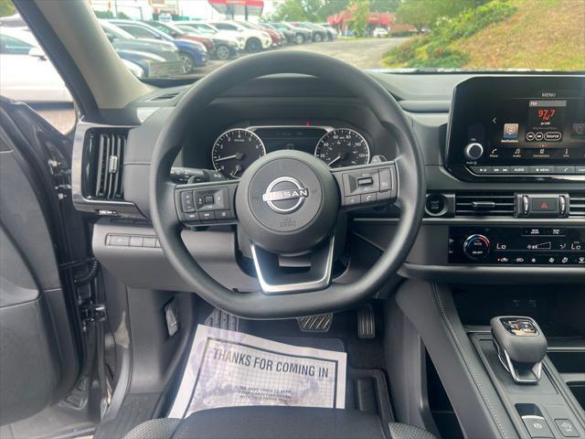 new 2025 Nissan Pathfinder car, priced at $36,904