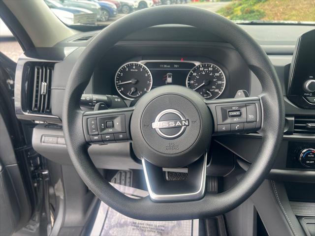 new 2025 Nissan Pathfinder car, priced at $36,904