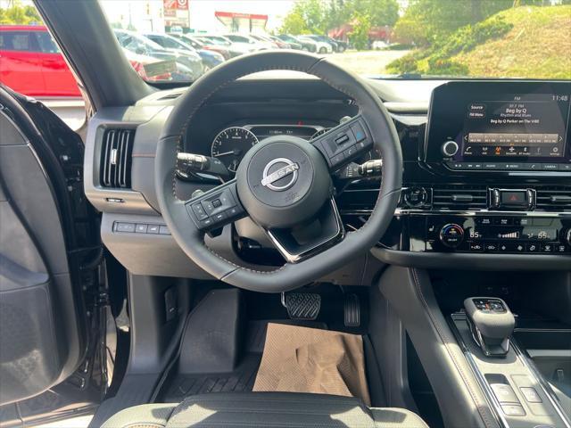 new 2025 Nissan Pathfinder car, priced at $41,888