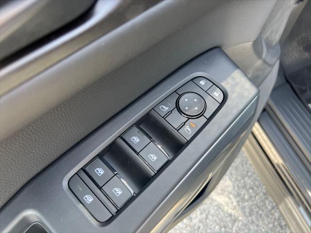 new 2025 Nissan Pathfinder car, priced at $41,888