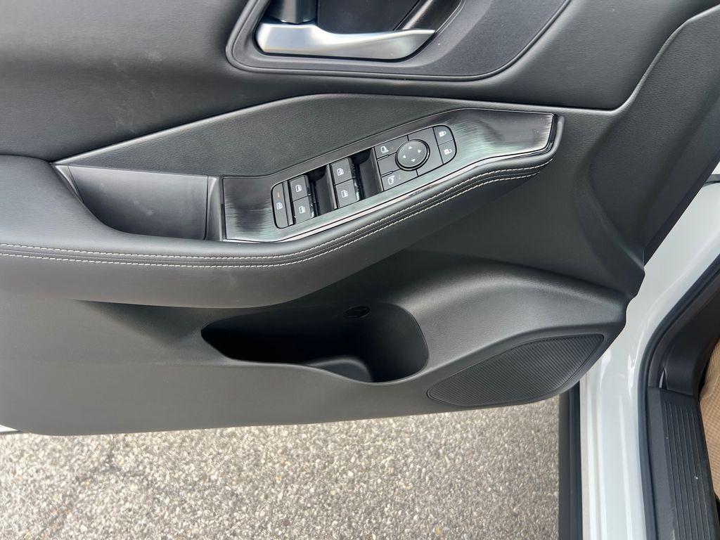 new 2026 Nissan Rogue car, priced at $32,250