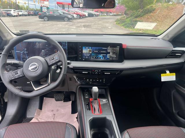 new 2025 Nissan Kicks car, priced at $29,385