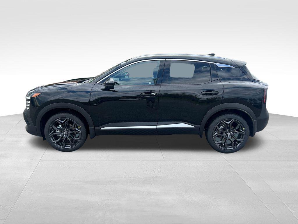 new 2025 Nissan Kicks car, priced at $28,173