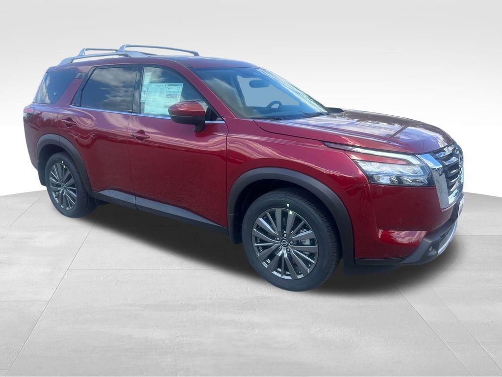 new 2025 Nissan Pathfinder car, priced at $40,656