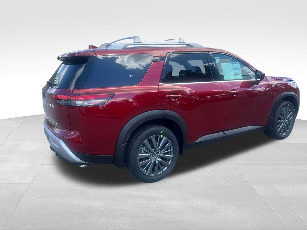 new 2025 Nissan Pathfinder car, priced at $40,656