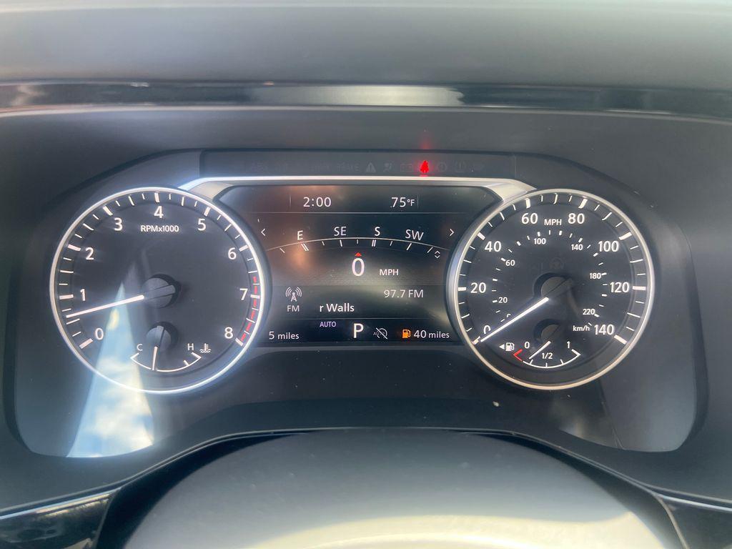 new 2025 Nissan Pathfinder car, priced at $40,656