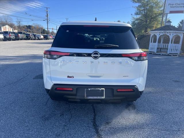 new 2025 Nissan Pathfinder car, priced at $41,365