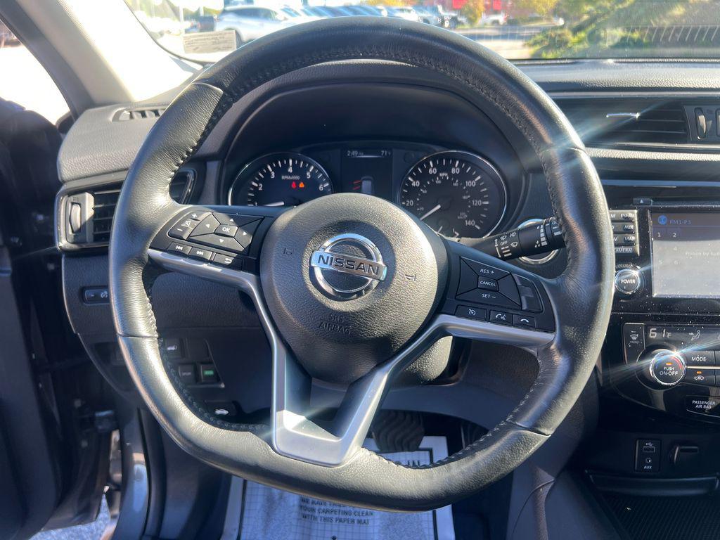 used 2017 Nissan Rogue car, priced at $15,987