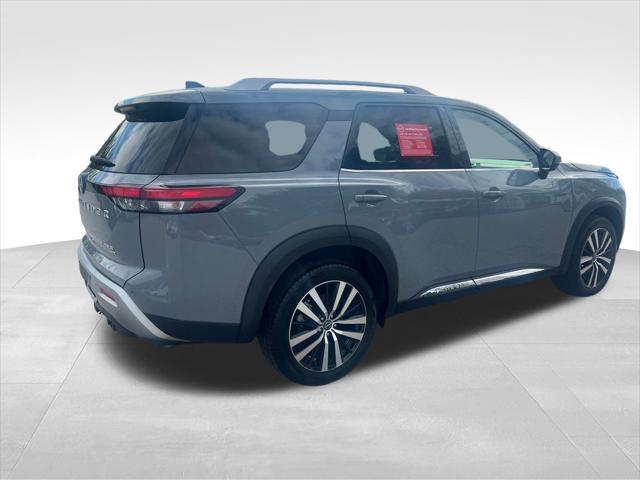 used 2023 Nissan Pathfinder car, priced at $39,987