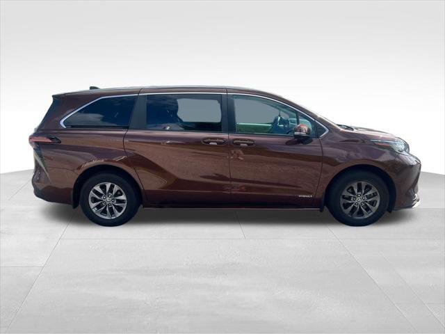 used 2021 Toyota Sienna car, priced at $31,786