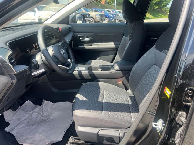 new 2025 Nissan Kicks car, priced at $25,517
