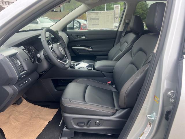 new 2025 Nissan Pathfinder car, priced at $43,234