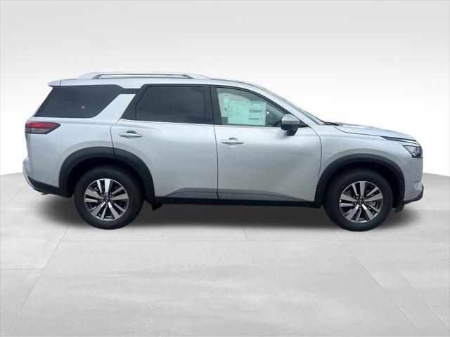 new 2025 Nissan Pathfinder car, priced at $43,234