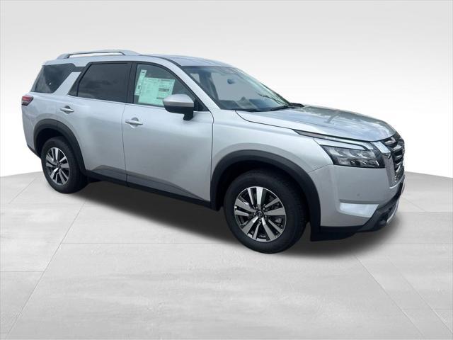 new 2025 Nissan Pathfinder car, priced at $43,234