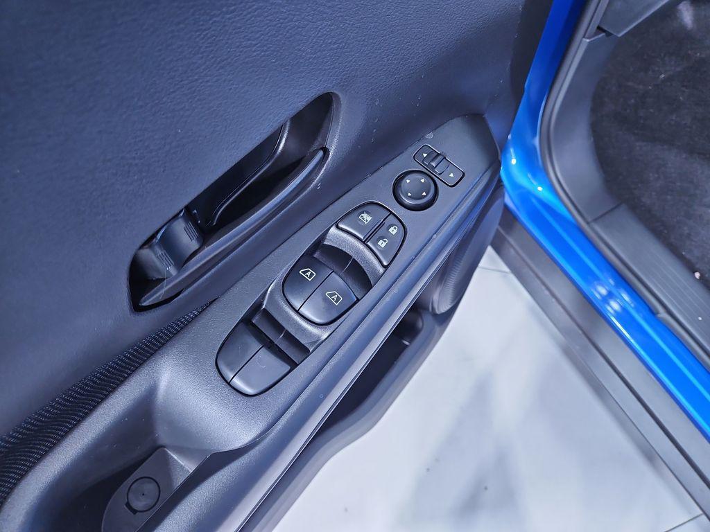 new 2025 Nissan Kicks car, priced at $21,542