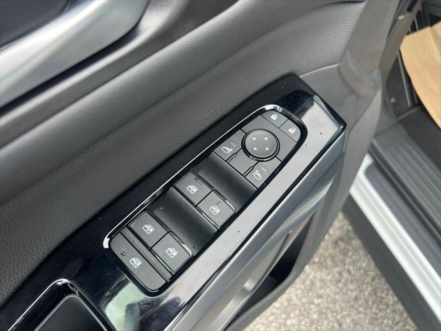 new 2025 Nissan Pathfinder car, priced at $47,325