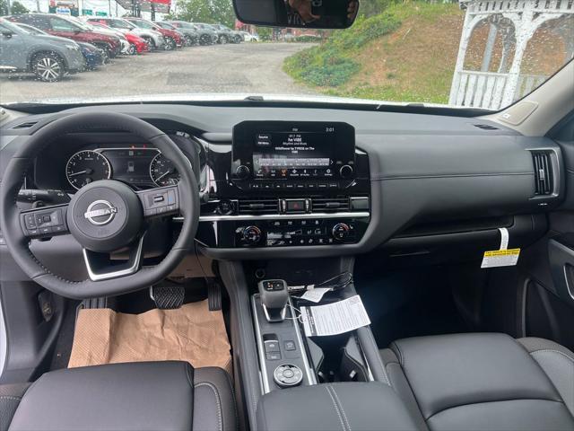 new 2025 Nissan Pathfinder car, priced at $47,325