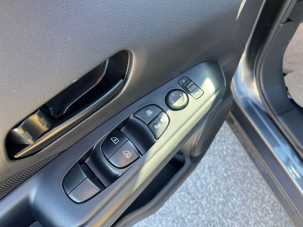 new 2025 Nissan Kicks car, priced at $21,647