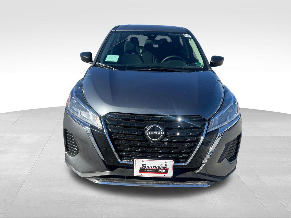 new 2025 Nissan Kicks car, priced at $21,647