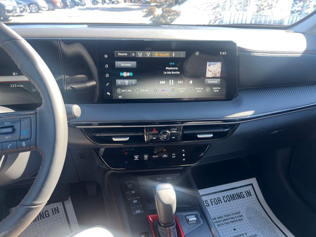 new 2025 Nissan Kicks car, priced at $28,245