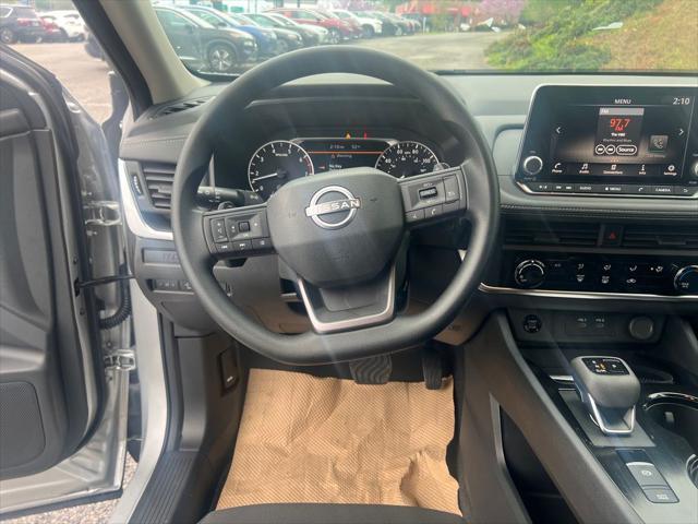 new 2025 Nissan Rogue car, priced at $29,744