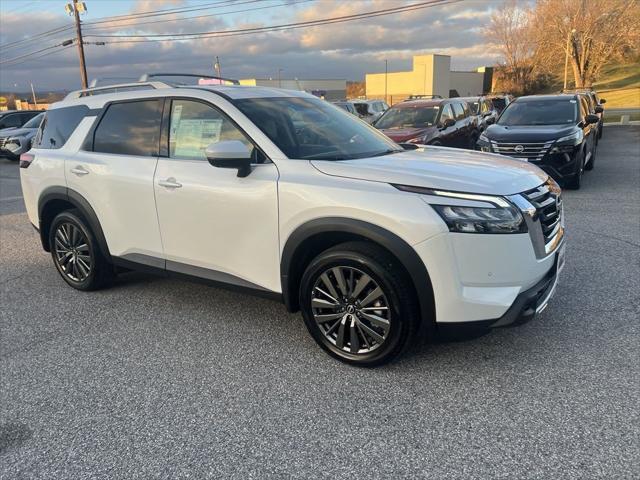 new 2025 Nissan Pathfinder car, priced at $50,578