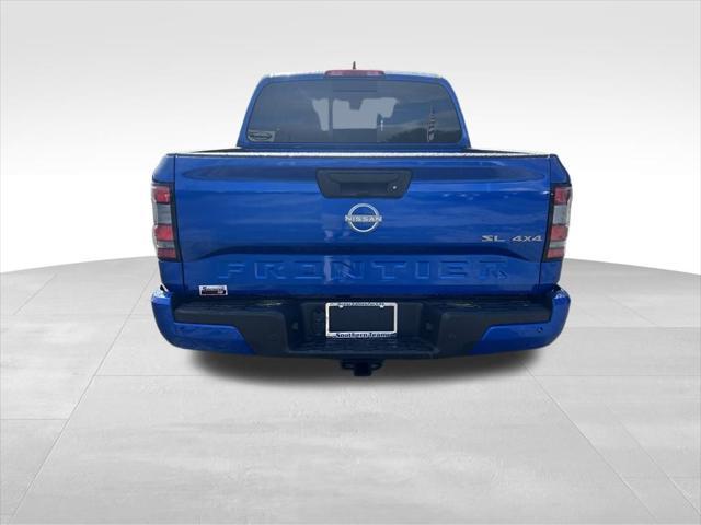 new 2025 Nissan Frontier car, priced at $45,657