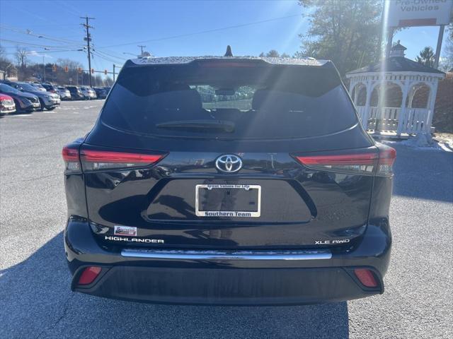 used 2020 Toyota Highlander car, priced at $29,859