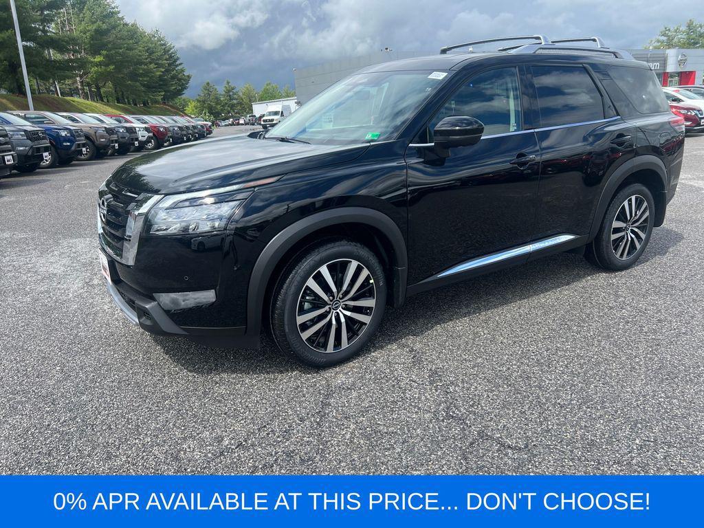 new 2025 Nissan Pathfinder car, priced at $49,667