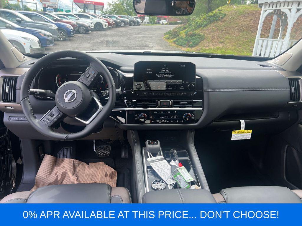new 2025 Nissan Pathfinder car, priced at $49,667