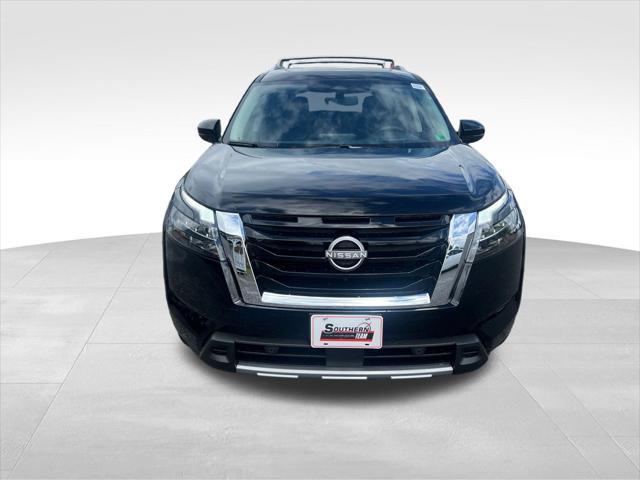 new 2025 Nissan Pathfinder car, priced at $51,035