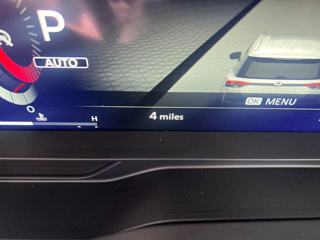 new 2025 Nissan Pathfinder car, priced at $43,667