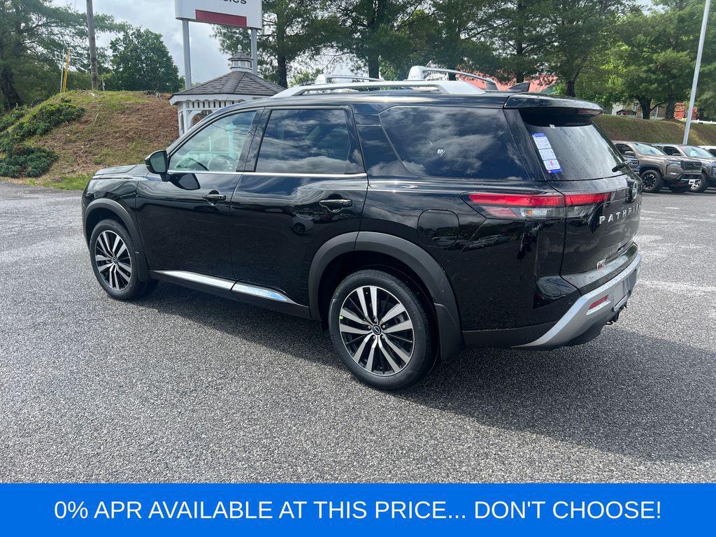 new 2025 Nissan Pathfinder car, priced at $49,667