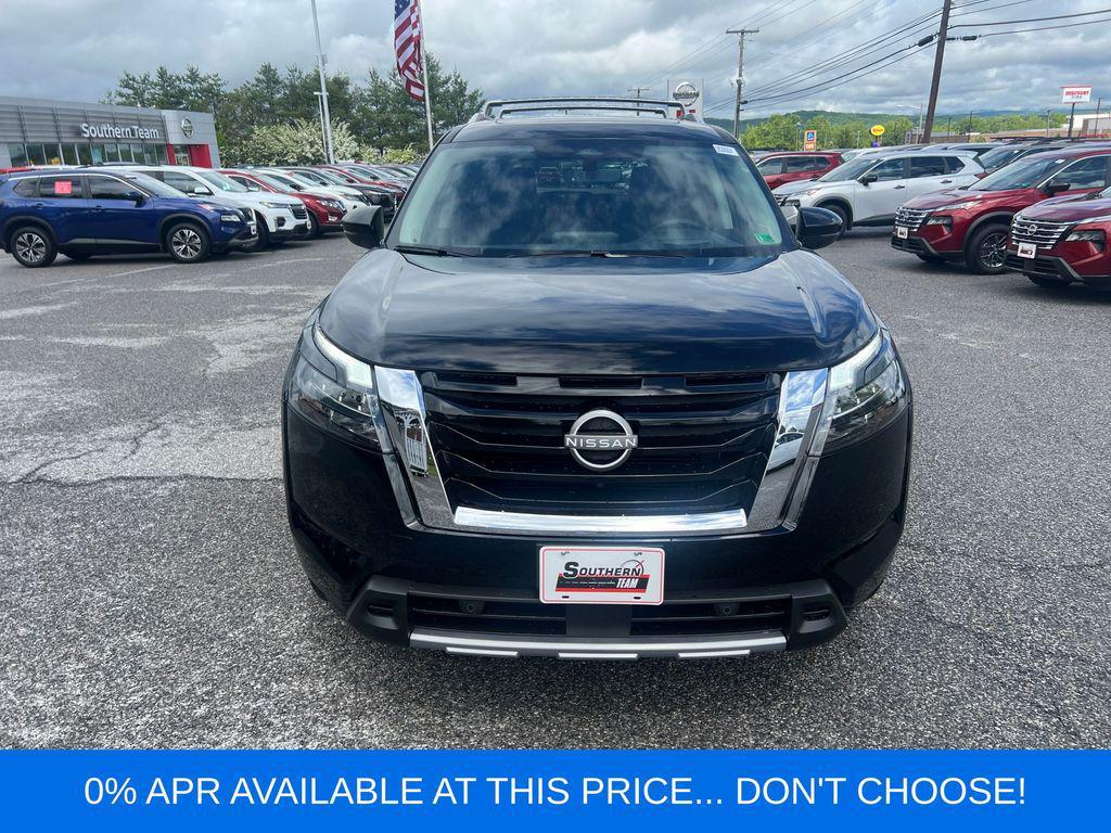 new 2025 Nissan Pathfinder car, priced at $49,667