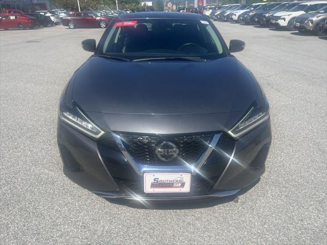 used 2022 Nissan Maxima car, priced at $26,987