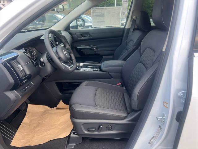 new 2025 Nissan Pathfinder car, priced at $42,471