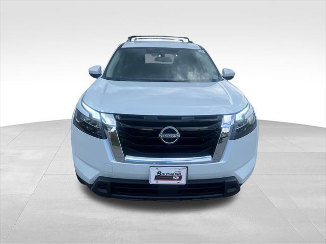 new 2025 Nissan Pathfinder car, priced at $42,471