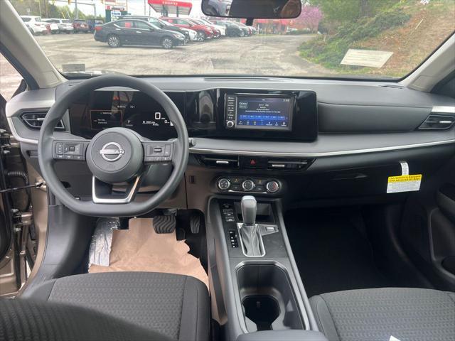 new 2025 Nissan Kicks car, priced at $24,304