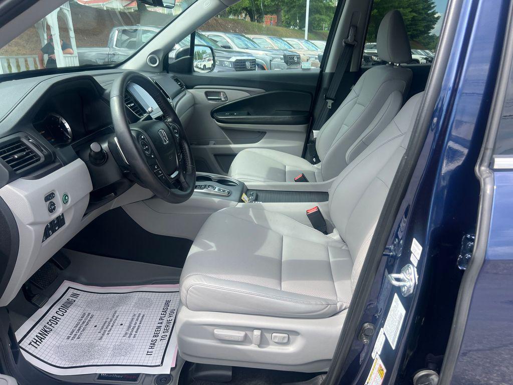 used 2023 Honda Ridgeline car, priced at $35,987