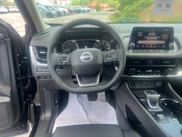 new 2025 Nissan Rogue car, priced at $32,625