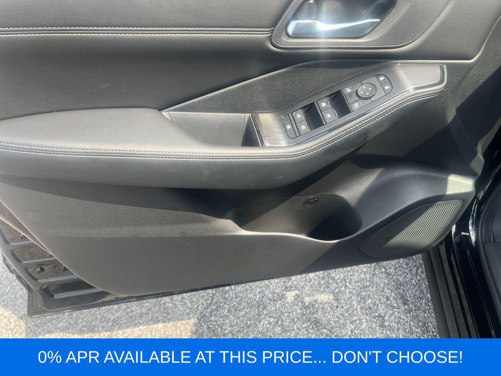 new 2025 Nissan Rogue car, priced at $32,625