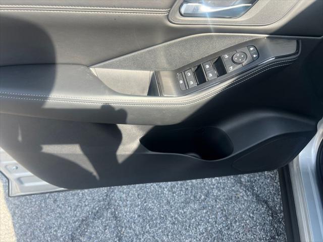 new 2025 Nissan Rogue car, priced at $33,825