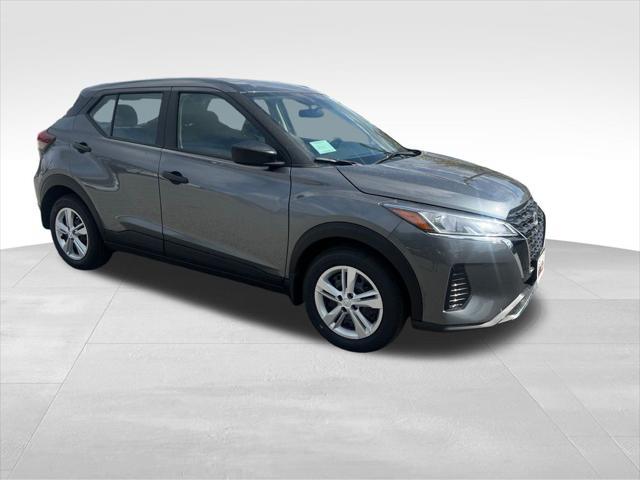 new 2025 Nissan Kicks car, priced at $23,829
